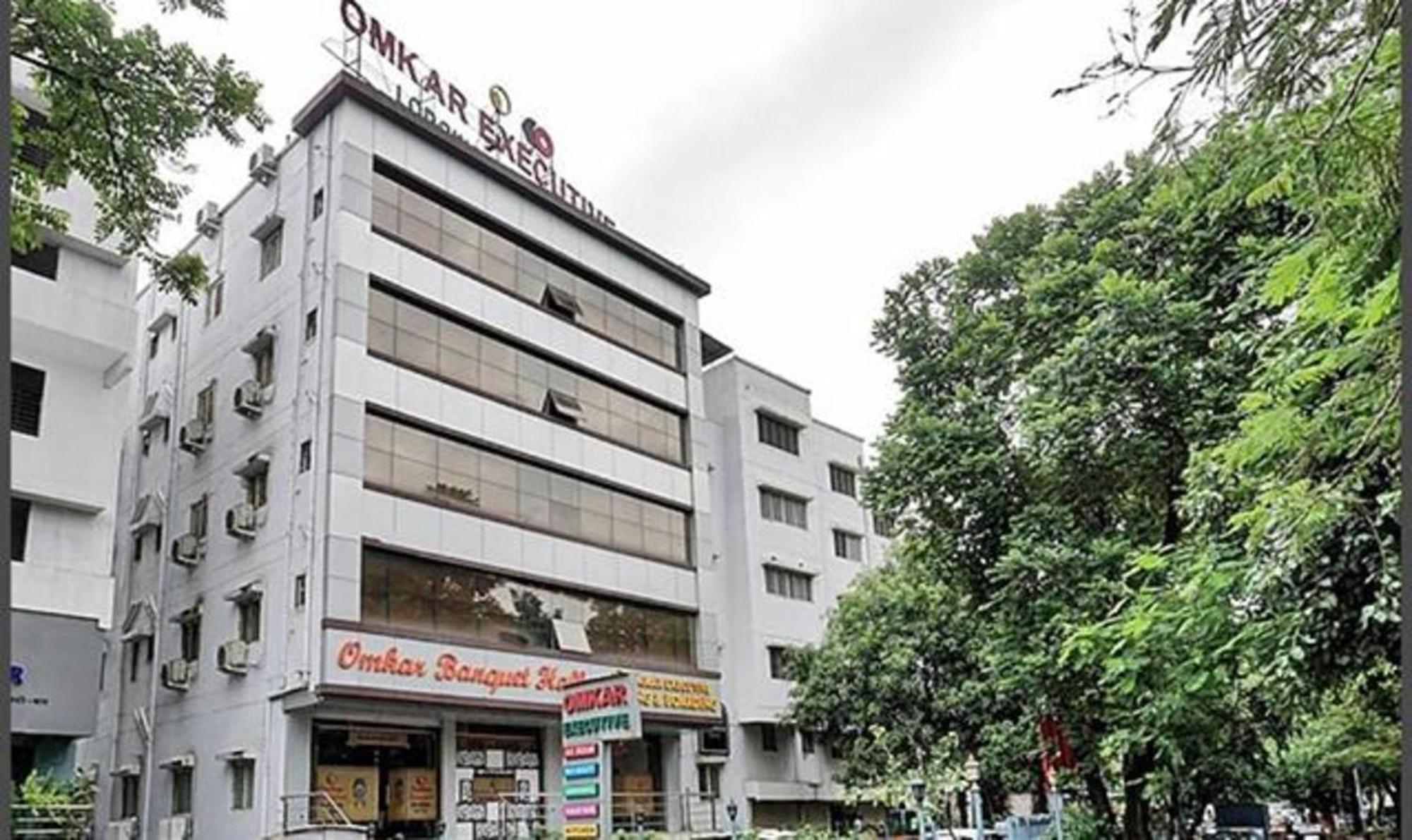 Hotel Omkar Executive Yerandwane Exterior foto