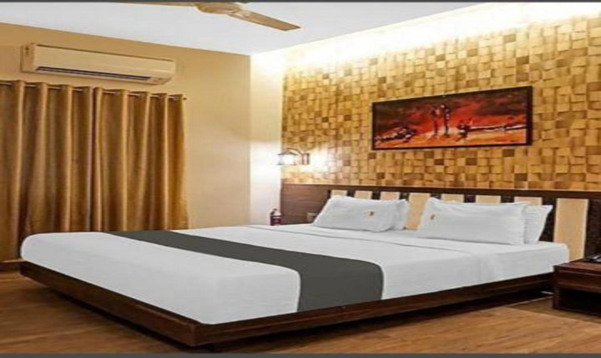 Hotel Omkar Executive Yerandwane Exterior foto